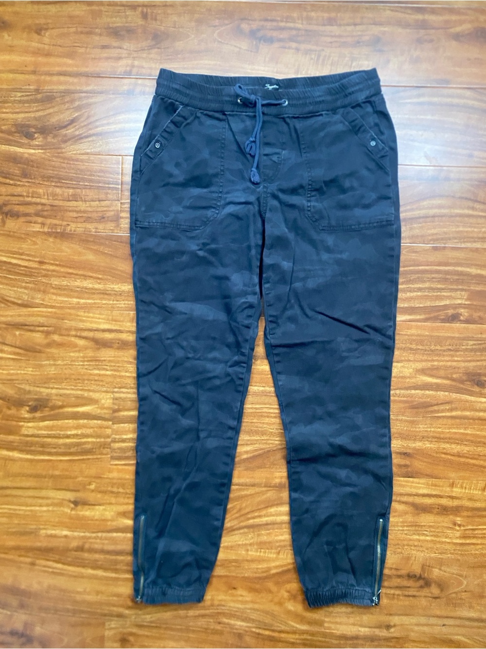 Supplies Women's Black Gray Camo Drawstring Jogger Pant Size 8 Streetwear Urban